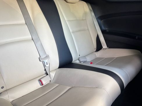 Used 2016 Honda Accord Touring image 24