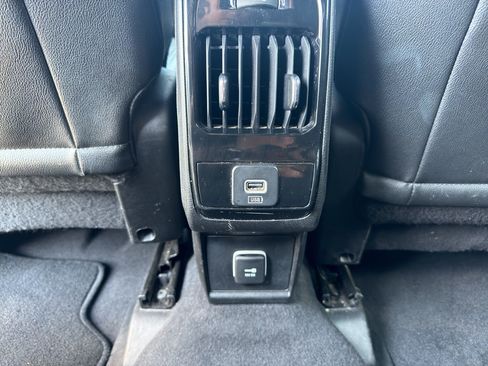 Used 2025 Jeep Compass Limited AWD/4WD image 23