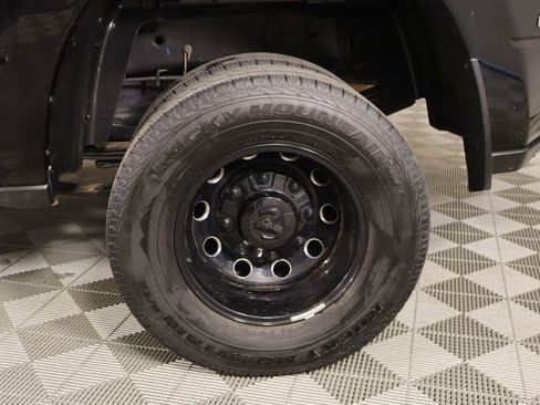 Used 2024 RAM 3500 Laramie w/ Night Edition AWD/4WD image 19