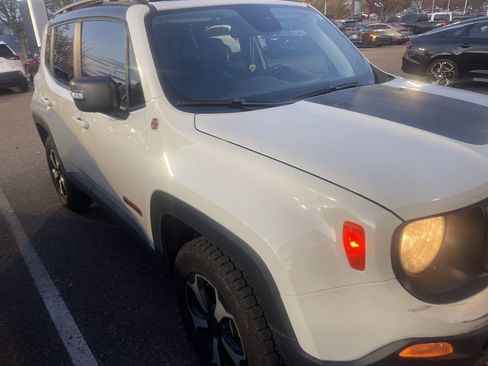 Used 2019 Jeep Renegade Trailhawk image 1