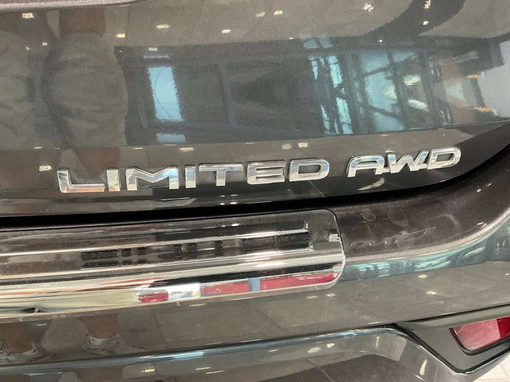 Used 2020 Toyota Highlander Limited w/ Protection Package #3 AWD/4WD image 26