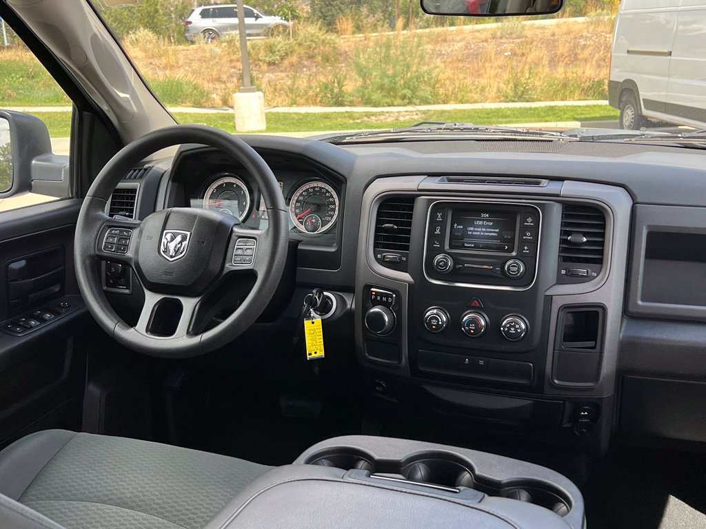 Used 2018 RAM 1500 Express w/ Black Ram 1500 Express Group RWD image 21