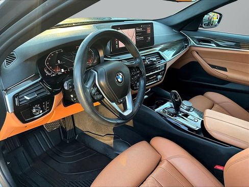 Used 2022 BMW 530i xDrive w/ Convenience Package AWD/4WD image 19
