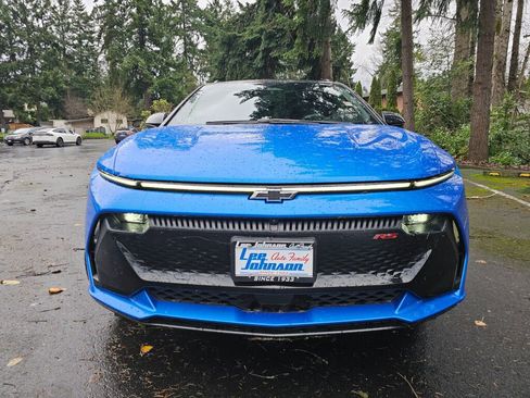 New 2026 Chevrolet Equinox EV RS image 2