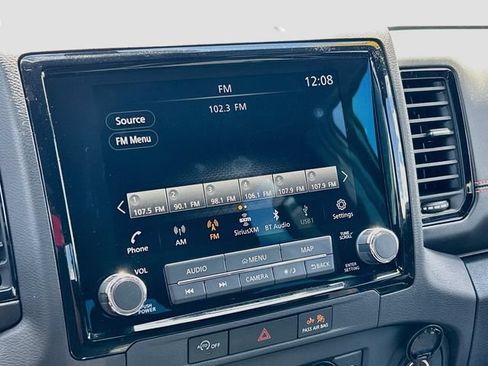Certified 2024 Nissan Frontier PRO-4X w/ Technology Package AWD/4WD image 12