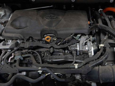 Used 2021 Toyota RAV4 XSE w/ XSE Grade Weather Package image 17