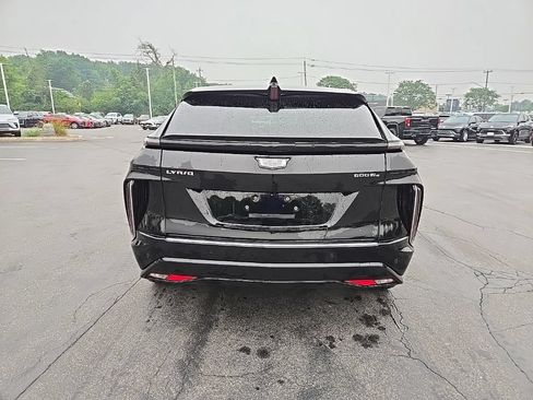 Certified 2024 Cadillac Lyriq Tech w/ Driver Assist Package AWD/4WD image 5