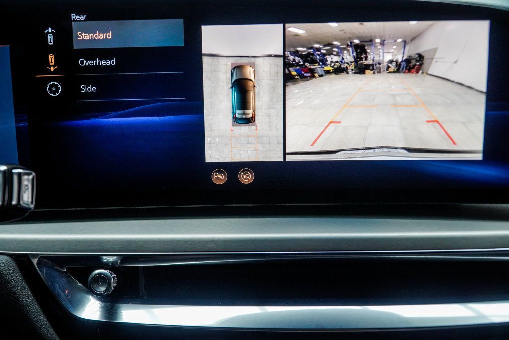 Used 2024 Cadillac Lyriq Sport RWD image 29