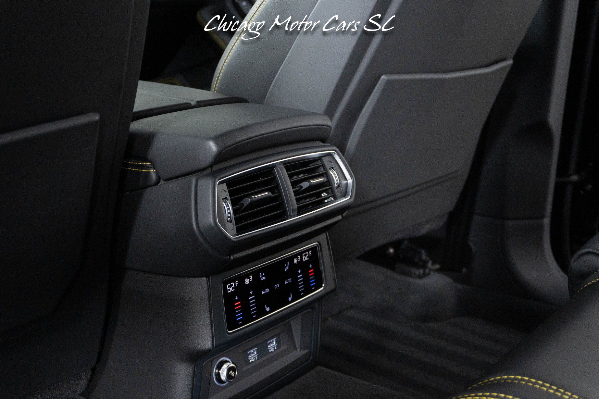 Used 2021 Lamborghini Urus AWD/4WD image 59
