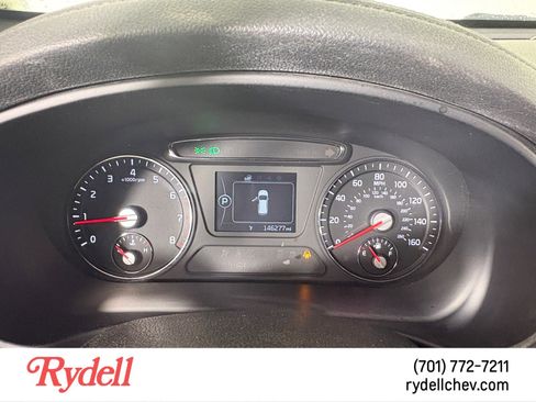 Used 2016 Kia Sorento EX image 14