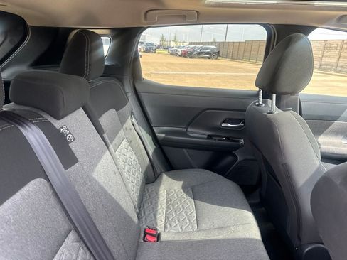 Certified 2025 Nissan Kicks SV w/ SV Premium Package FWD image 32