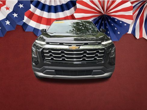 Used 2025 Chevrolet Equinox LT FWD image 29
