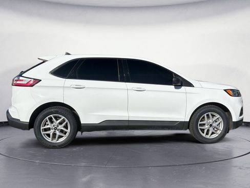 Used 2024 Ford Edge SE AWD/4WD image 6