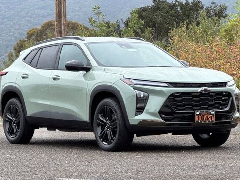 New 2026 Chevrolet Trax ACTIV w/ Driver Confidence Package image 2