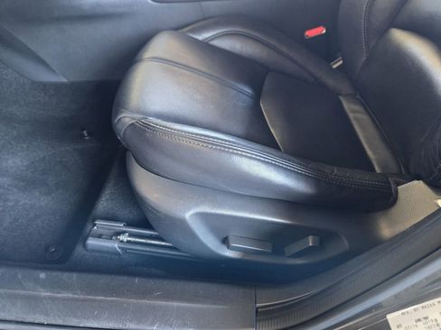 Used 2017 MAZDA MAZDA3 Touring image 23