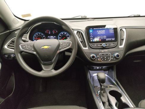 Used 2024 Chevrolet Malibu LT FWD image 22