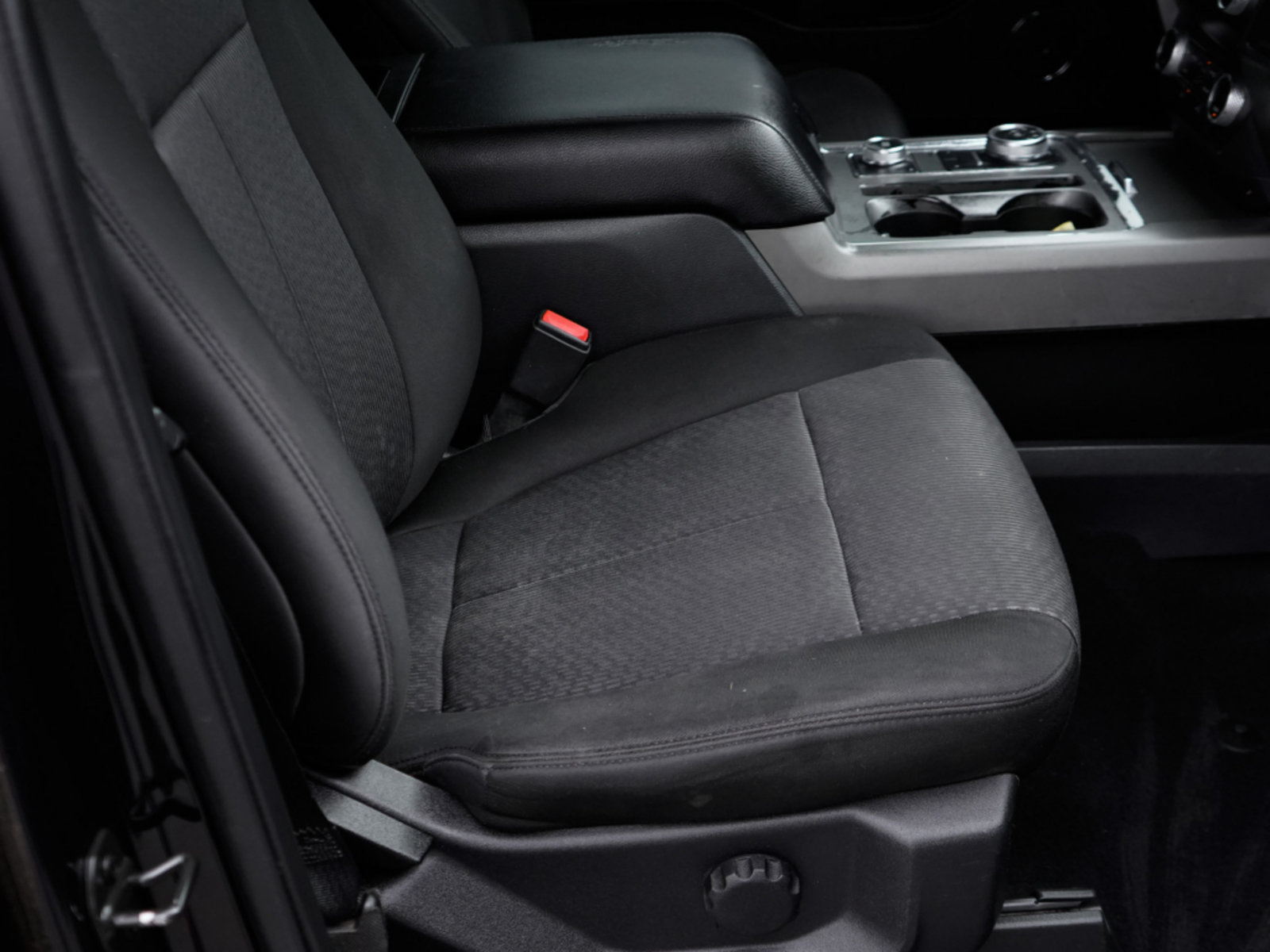 Used 2019 Ford Expedition Max XLT AWD/4WD image 27