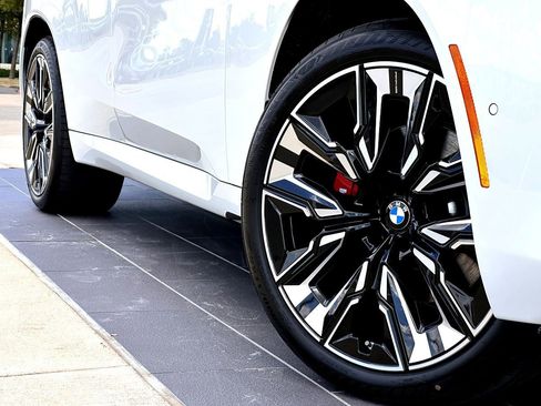 New 2026 BMW X3 xDrive30 w/ M Sport Package image 2