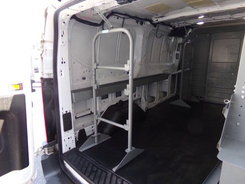 Used 2018 Ford Transit 150 130 Low Roof RWD image 6