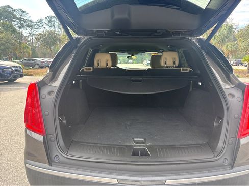 Used 2019 Cadillac XT5 FWD image 26