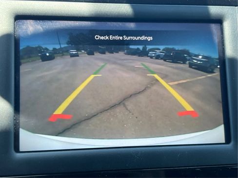 Used 2023 Chrysler Voyager LX FWD image 36