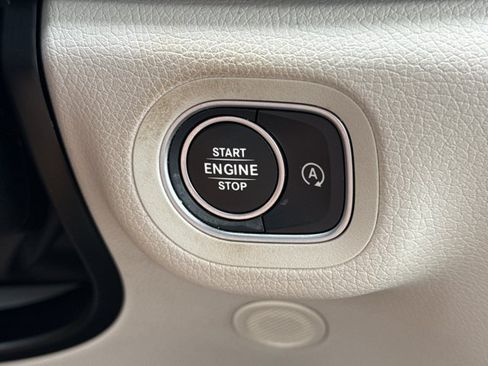 Used 2022 Mercedes-Benz GLE 350 4MATIC image 24