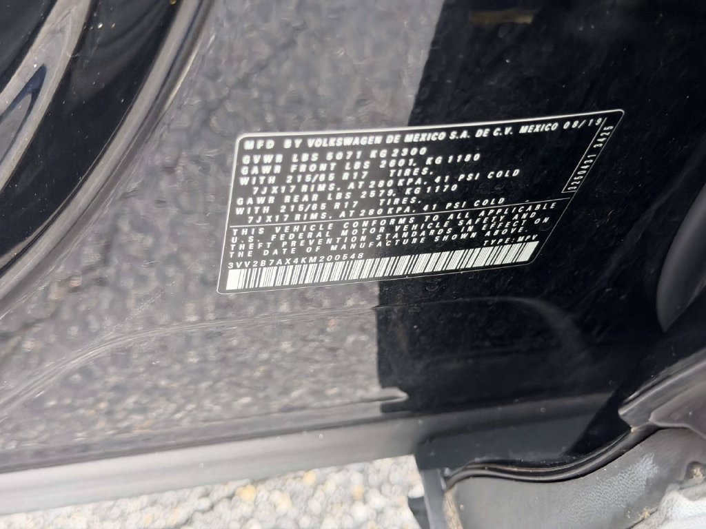 Used 2019 Volkswagen Tiguan SE AWD/4WD image 26