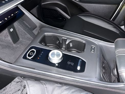 Used 2025 Jeep Wagoneer S Limited image 19