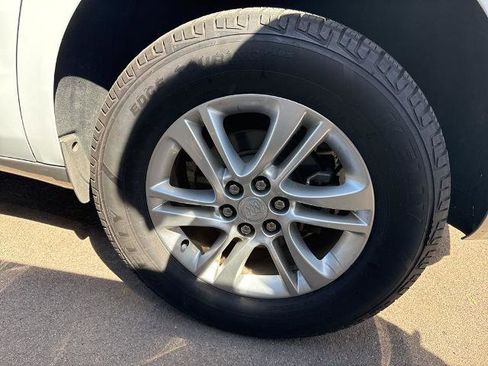 Used 2020 Buick Enclave Essence image 15