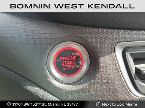 Used 2024 Honda Ridgeline Sport image 15