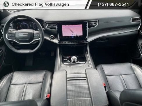 Used 2024 Jeep Wagoneer Series II w/ Flexible Seating Group AWD/4WD image 29