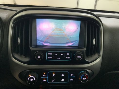 Used 2017 Chevrolet Colorado LT AWD/4WD image 26