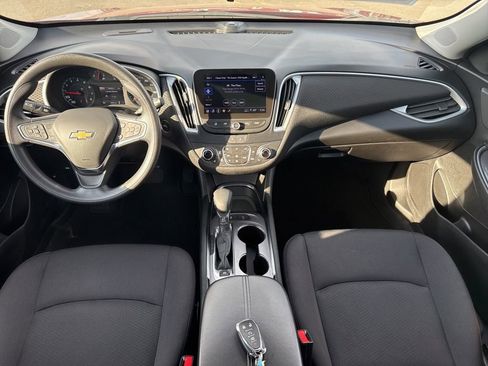 Used 2024 Chevrolet Malibu LT image 16