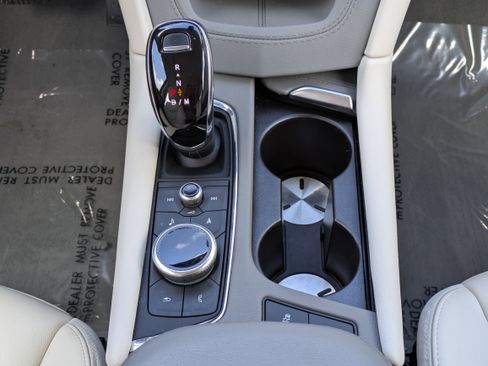 Certified 2023 Cadillac XT6 Premium Luxury image 18