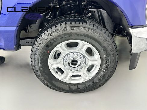 New 2026 Ford F250 XLT w/ XLT Premium Package image 33