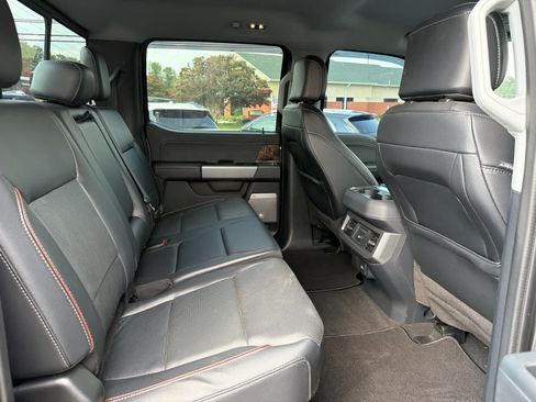 Used 2023 Ford F250 Lariat AWD/4WD image 10