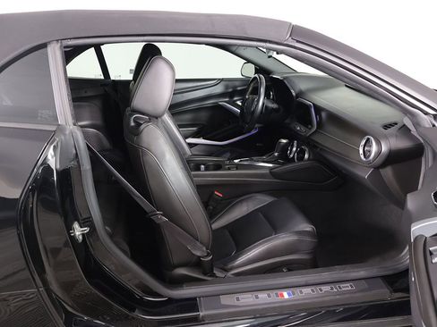 Used 2017 Chevrolet Camaro SS image 37