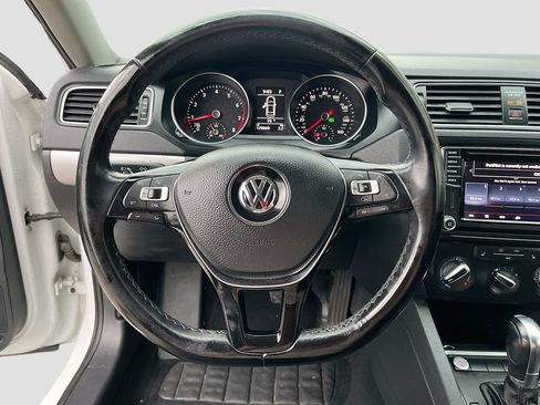 Used 2017 Volkswagen Jetta SE FWD image 11