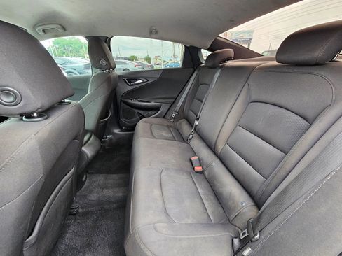 Used 2019 Chevrolet Malibu LS FWD image 15