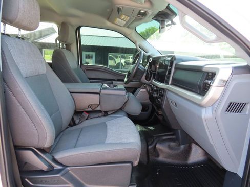 Used 2025 Ford F250 XLT w/ Black Appearance Package AWD/4WD image 46