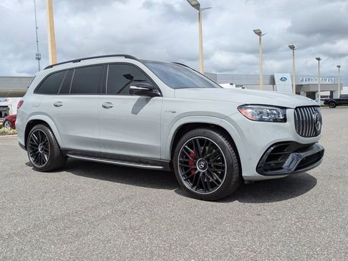 Used 2024 Mercedes-Benz GLS 63 AMG 4MATIC image 2