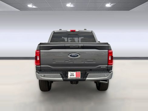 Used 2021 Ford F150 XLT w/ Equipment Group 302A High image 9