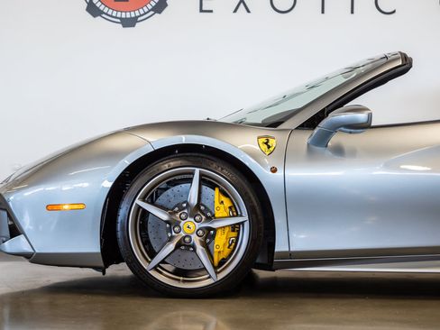 Used 2018 Ferrari 488 Spider RWD image 21