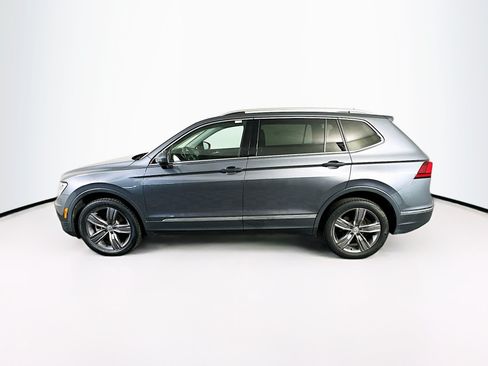 Used 2021 Volkswagen Tiguan SEL AWD/4WD image 4