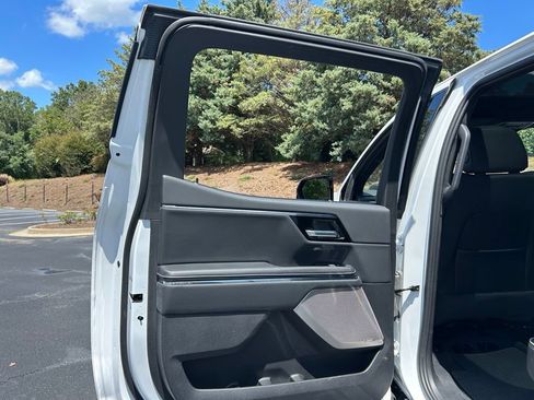Used 2025 GMC Sierra EV Denali AWD/4WD image 56