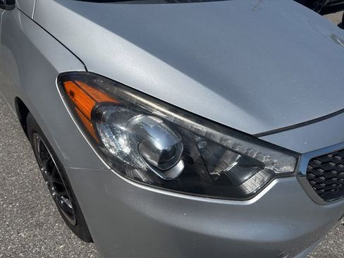 Used 2016 Kia Forte EX FWD image 7
