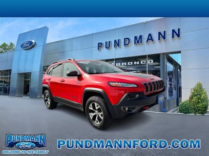 Used 2017 Jeep Cherokee Trailhawk w/ Comfort/Convenience Group