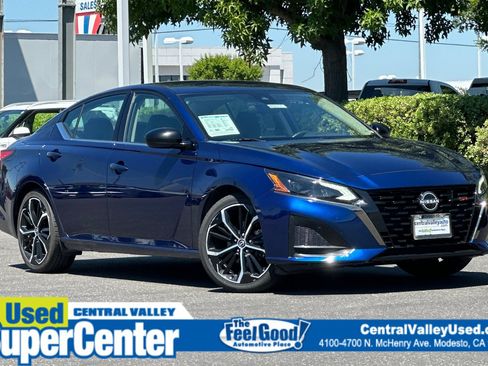 Certified 2024 Nissan Altima 2.5 SR FWD image 1