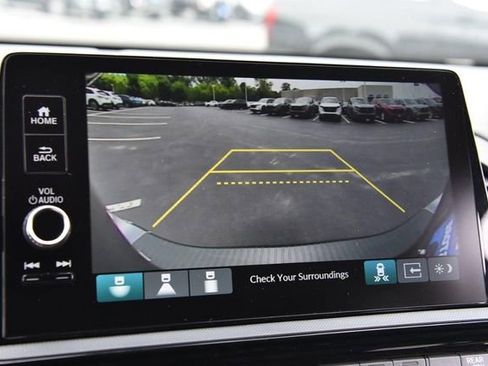 New 2026 Honda Odyssey Touring image 13