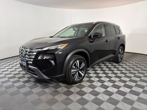 Used 2026 Nissan Rogue SL AWD/4WD image 7